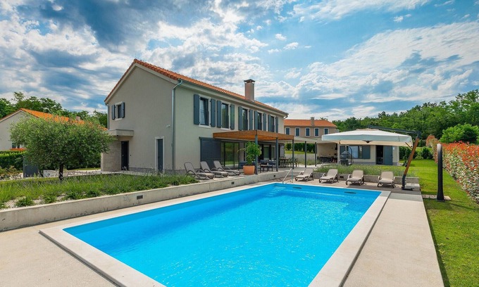 Lasici Casa | Impresionante casa en Vizinada