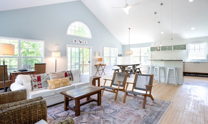 Silver Lake Casa | IMPRESIONANTE CASA Y UBICACIÓN: EXCELENTE PARA GRUPOS DE TODOS LOS TAMAÑOS