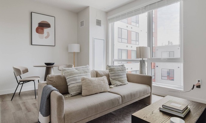 Revere Apartamento | Awesome Revere 1BR w/ Spa, Gym, Pool, W/D & Lounge, by Blueground