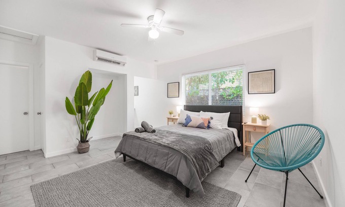 Northeast Miami Condominio | Awesome Studio 15 min from The Beach