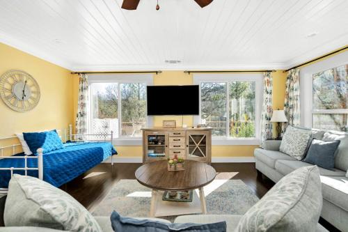 Oakhurst Casa | Awesome Views Game Room Hot Tub and More