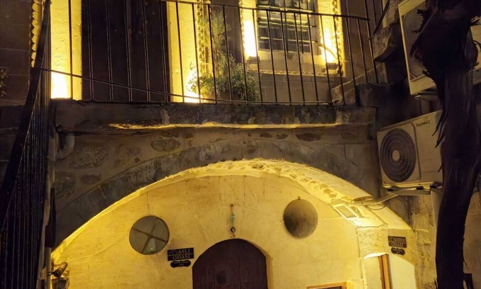 Artuklu Hotel | Aydın bey konağı