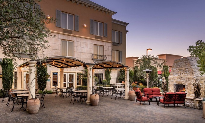 Seal Beach Hotel | Ayres Hotel Seal Beach - Cypress