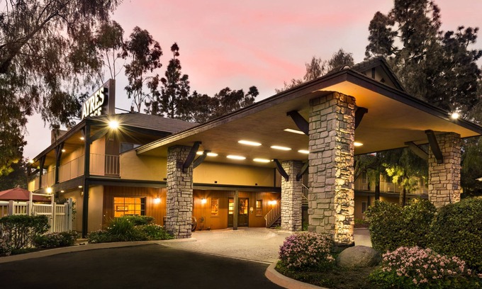Alpine Hotel | Ayres Lodge Alpine