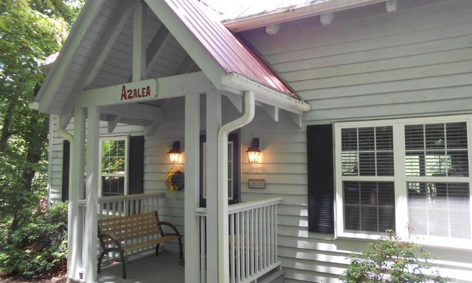 Blairsville Casa | Azalea Cabin With Fireplace & Huge Back Porch