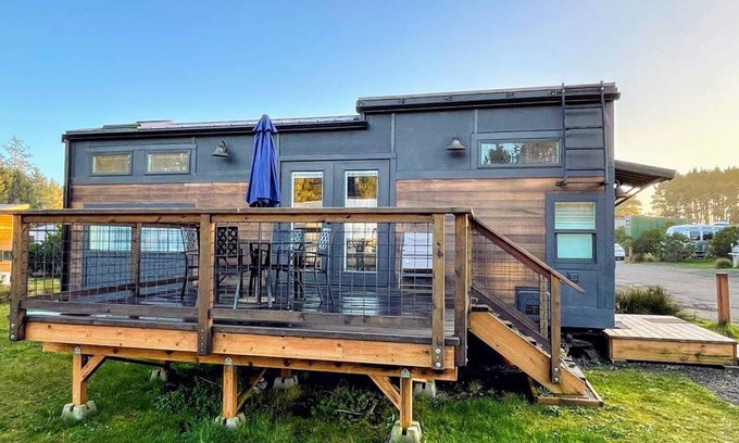 Waldport Casa | Azalea: ¡una pequeña casa que vive con estilo!