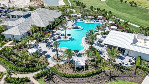 Braden River Casa | Azario Sunrise ! Active Lifestyle Community! Near AMI and Tampa