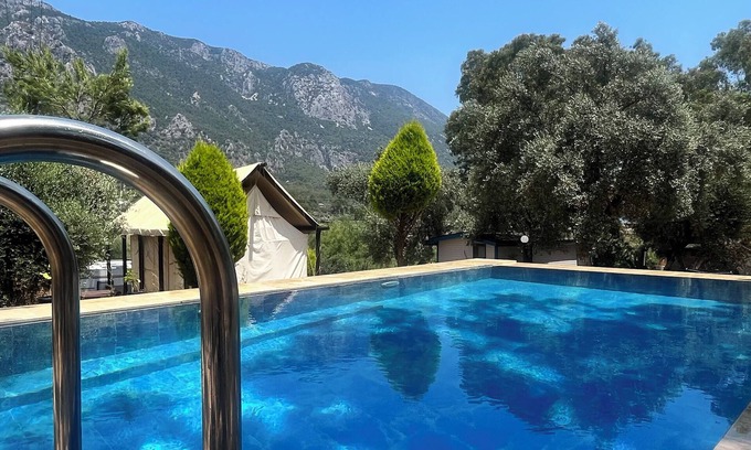 Mentese Alquiler De RV | Azmakbasi Camping