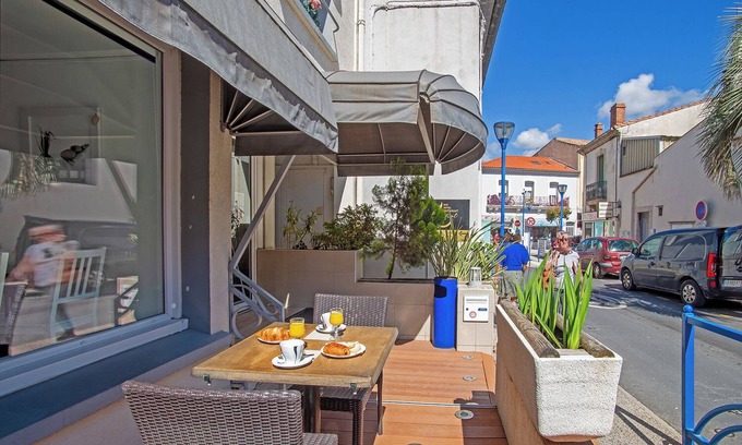 Balaruc-les-Bains Hotel | Azur Hotel