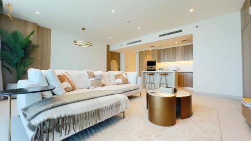 Saadiyat Cultural District Apartamento | Azure Bliss 1BR Retreat - Cozy Stay Near Saadiyat Beach & Louvre Abu Dhabi