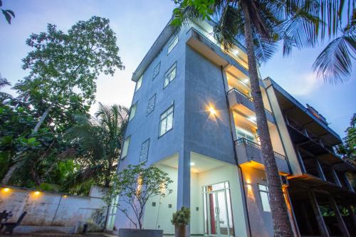 Habaraduwa Casa | Azure Skies Luxury rooms and Apartments