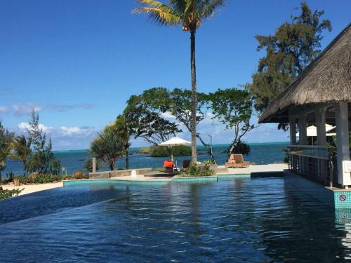 Roches Noires Apartamento | Azuri Mauritius Penthouse with Sea Views