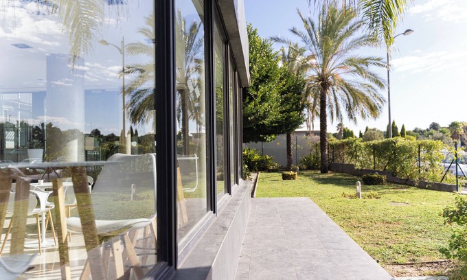 Paterna Hotel | AZZ Valencia Táctica