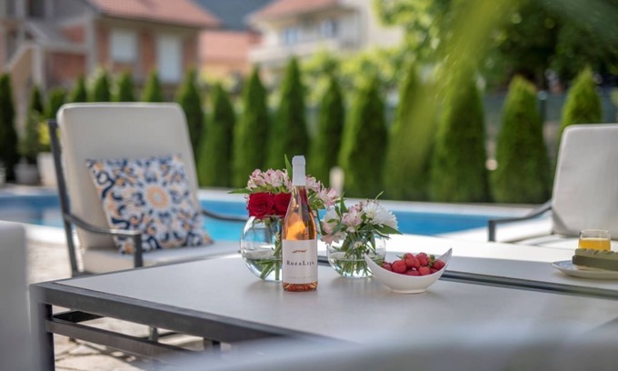 Trebinje Apartamento | Azzurro Apartments with swimming pool in Trebinje