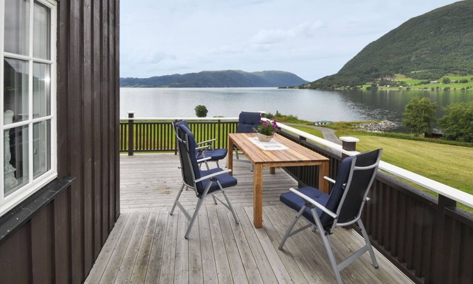 Torjulvagen Casa | Bøgeilen by Interhome