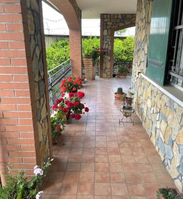 Sant'Anastasia Cama Y Desayuno | B&B Alba