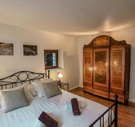 Tegna Cama Y Desayuno | B&B ALLA PIAZZETTA DI TEGNA