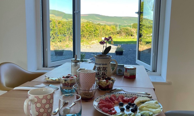 Bunclody Cama Y Desayuno | B&B and Self Catering Mon Petit Cottage