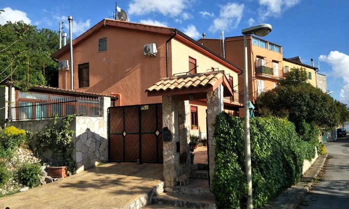 Bisacquino Cama Y Desayuno | B&B BENJAMAS