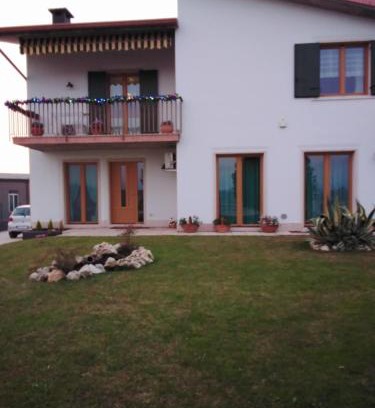 Pescantina Cama Y Desayuno | B&B Carmen Biondani