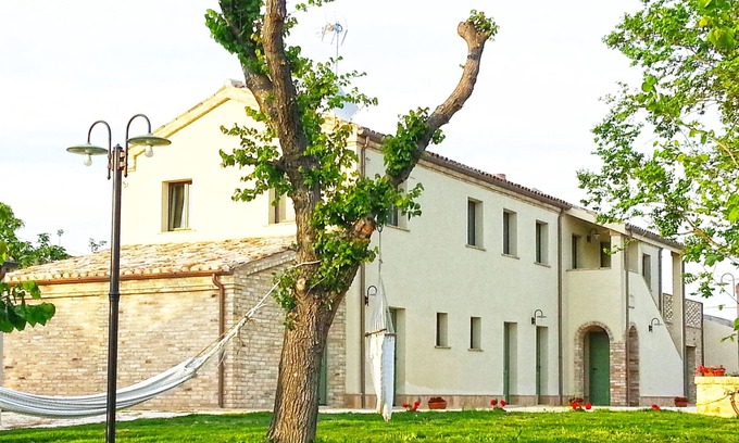 Loreto Cama Y Desayuno | B&B Ceresà Habitación "Durone dell 'Anella"