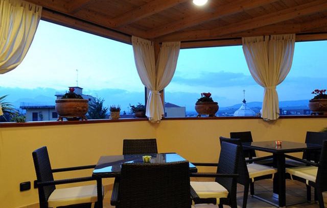 Benevento Cama Y Desayuno | B&B Domus Traiani Benevento