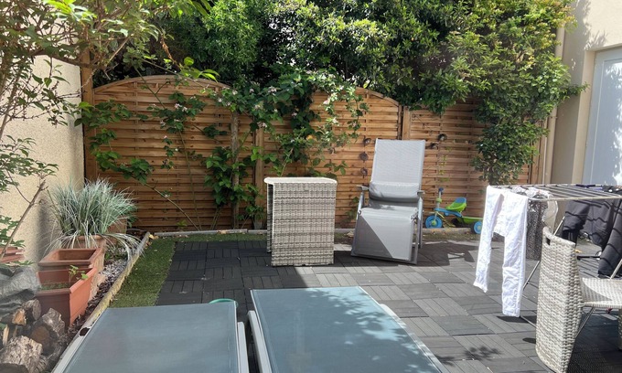 Asnieres-sur-Seine Casa | b&b du Clos Menil