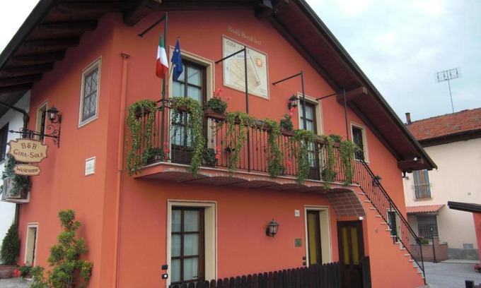Cuneo Cama Y Desayuno | B&B Gira-Sole