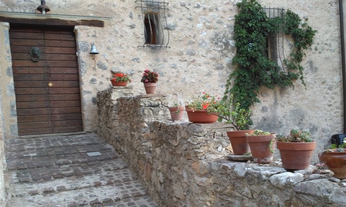Bazzano Inferiore Apartamento | B&B CASTELLO GIRASOLE