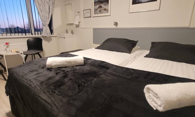 Innri-Njarthvik Casa | B&B Guesthouse Keflavík