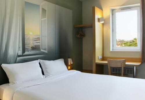 Roquebrune-sur-Argens Hotel | B&B HOTEL Fréjus Roquebrune-sur-Argens