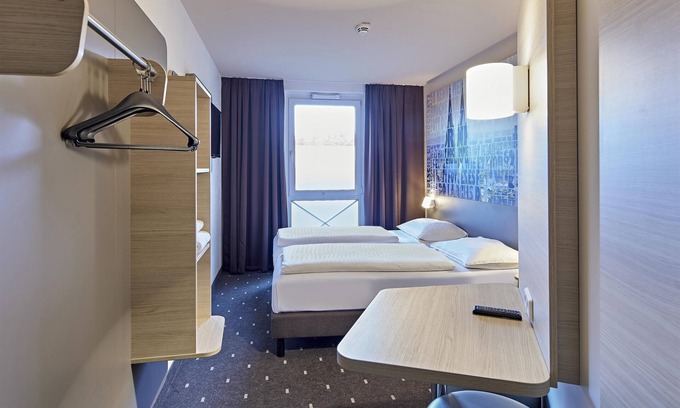 Junkersdorf Hotel | B&B Hotel Köln-West