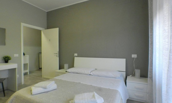 Zona LVII Labaro Cama Y Desayuno | B&B - Il Terrazzo da Gregorio - Room 1