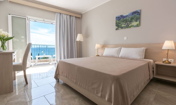 Notos Cama Y Desayuno | B & B en el sur de Corfú con vistas al mar