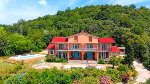 Cardona Apartamento | B&B Julia