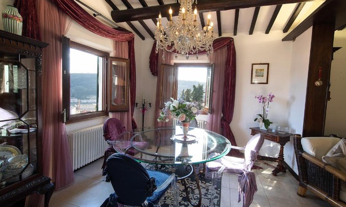 Signa Cama Y Desayuno | B&B L'Orologio