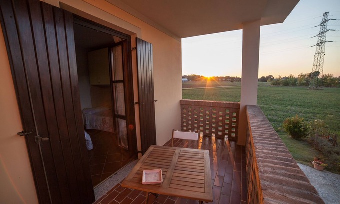 Villaromagnano Cama Y Desayuno | B&B La Casetta di Lina