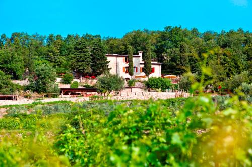 Fumane Cama Y Desayuno | B&B Le Corone