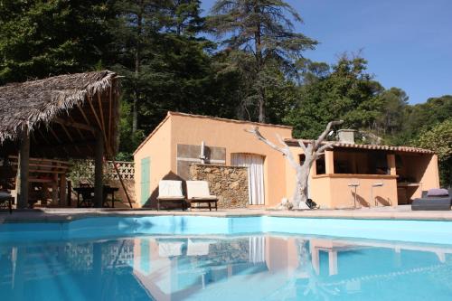 Gemenos Cama Y Desayuno | B&B Le Manoir De Gemenos