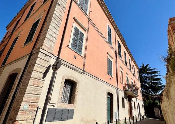 Teramo Cama Y Desayuno | B&B letterario Palazzo Pistocchi