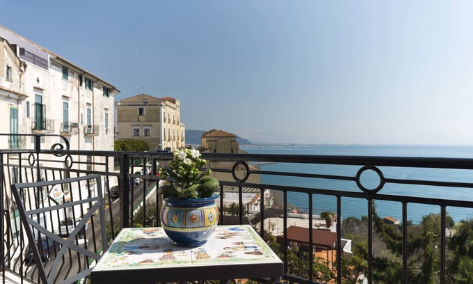 Vietri sul Mare Cama Y Desayuno | B&B Palazzo Pinto 2