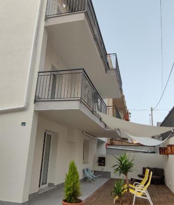 Porticello Apartamento | B&B Puvogel