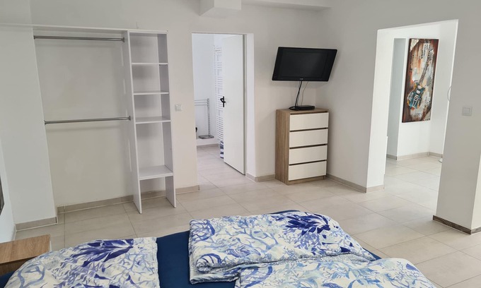 Kettwig Apartamento | B - Fafa Home Hof With Pool