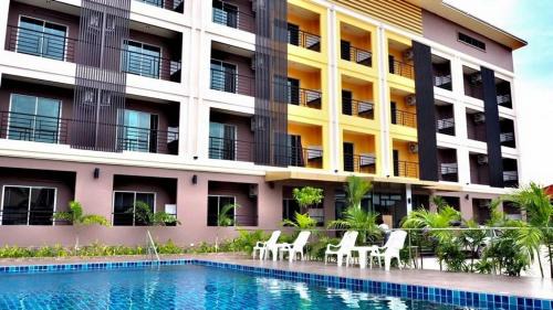 Na Kluea Apartamento | B Space Residence