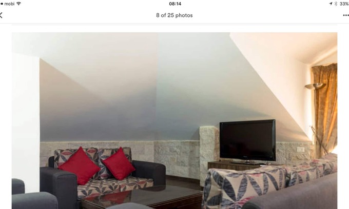 Haret Sakher Apartamento | B22RR Apartamento amueblado de lujo con increíbles vistas a la montaña