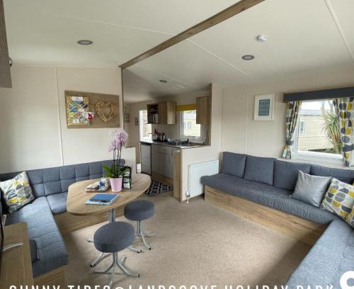 Brixham Complejo | B3 Sunny Tides