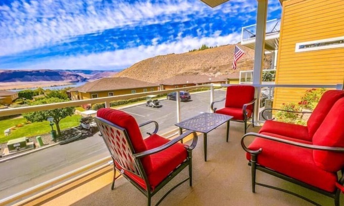 Quincy Casa | B51-Executive Getaway Sunserra Columbia River