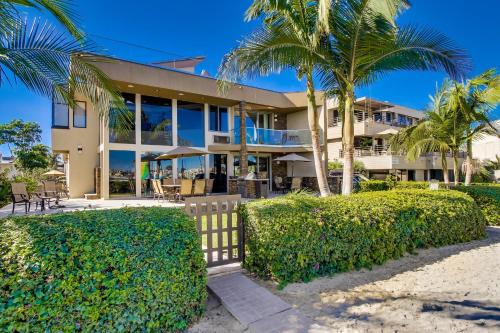 Mission Beach Casa | B5171 Villa on the Bay - 6 Bedroom