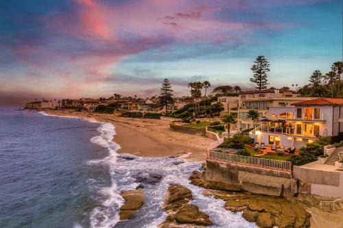 Beach Barber Tract Casa | B5250 Playa Vista Beachfront