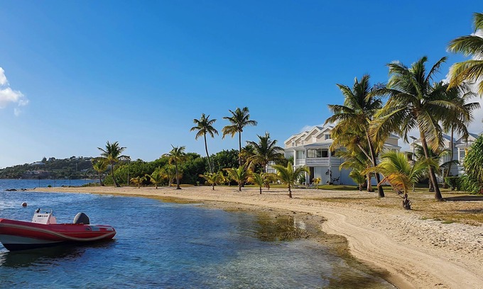 Nettle Bay Apartamento | Bamboo on the beach